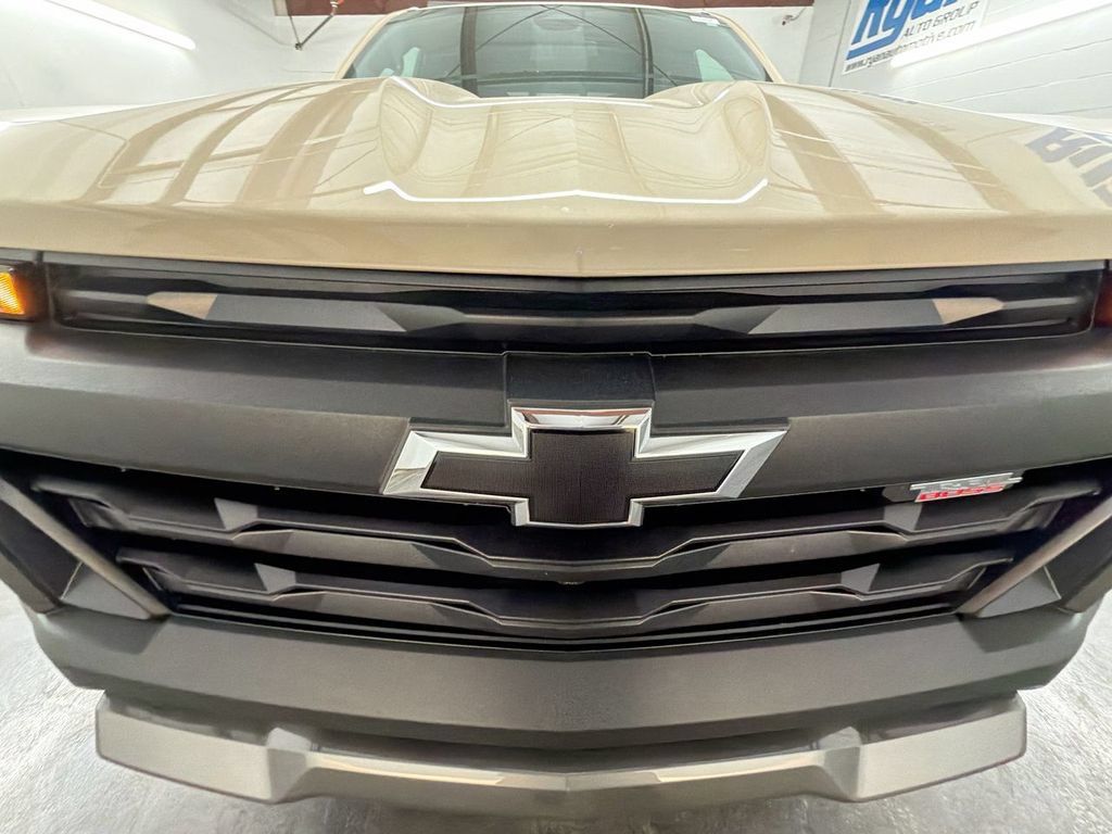 Certified 2024 Chevrolet Colorado Trail Boss w/ Technology Package AWD/4WD image 30