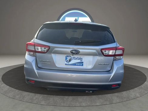 Used 2019 Subaru Impreza 2.0i Premium image 11