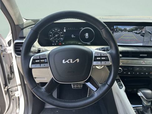 Used 2024 Kia Telluride SX Prestige AWD/4WD image 35