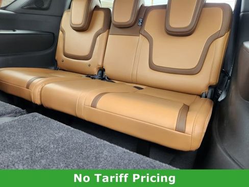 Used 2025 Nissan Armada SL image 24