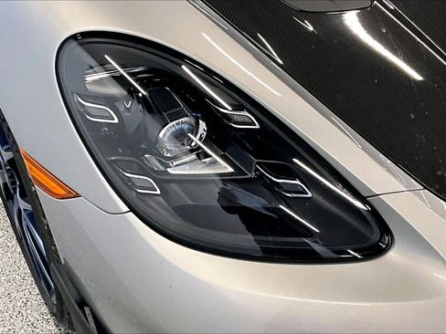 Used 2025 Porsche 718 Cayman GT4 RS RWD image 29