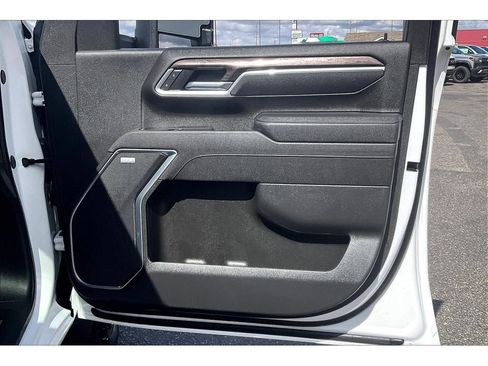 Used 2025 Chevrolet Silverado 3500 LTZ w/ Trail Boss Package image 26