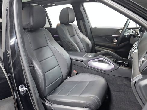 Used 2024 Mercedes-Benz GLE 350 4MATIC w/ AMG Line Exterior image 30