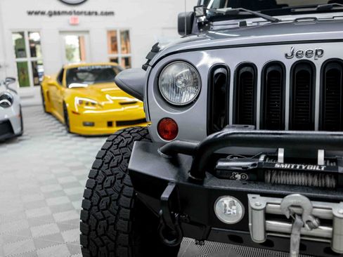 Used 2013 Jeep Wrangler Sport AWD/4WD image 21
