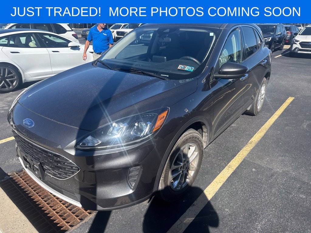 Used 2020 Ford Escape SE AWD/4WD image 1