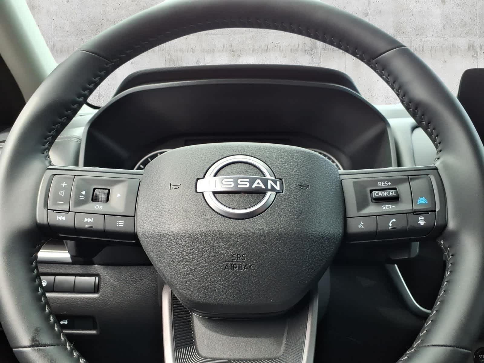 Used 2024 Nissan Rogue S AWD/4WD image 25
