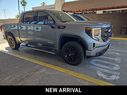 Certified 2025 GMC Sierra 1500 Elevation AWD/4WD image 3