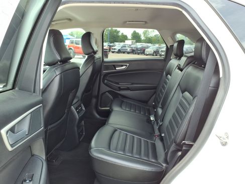 Certified 2024 Ford Edge SEL AWD/4WD image 11