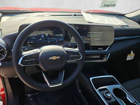 New 2026 Chevrolet Equinox LT w/ Safety and Technology Package image 13