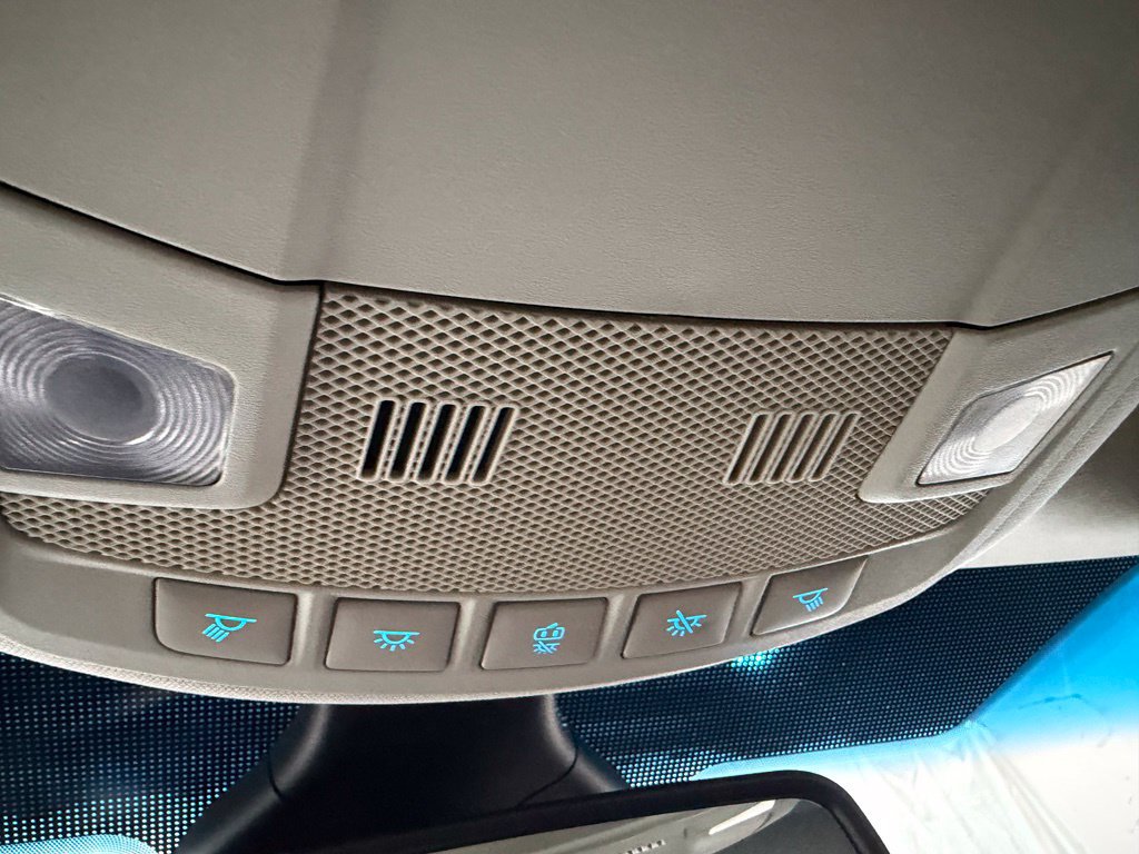 Used 2019 Ford Edge SEL w/ Equipment Group 201A FWD image 6