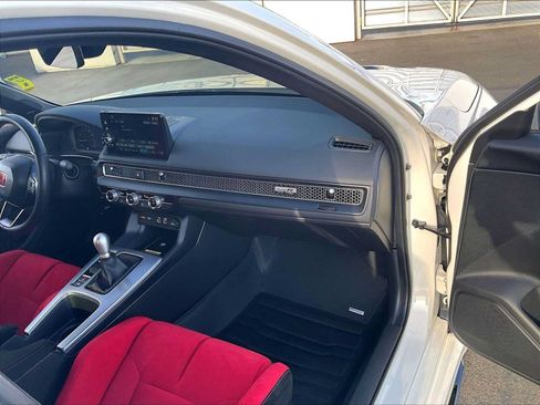 Used 2023 Honda Civic Type R image 17