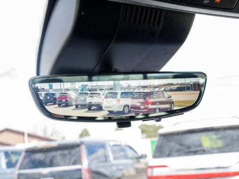 Used 2023 GMC Sierra 1500 AT4 image 9