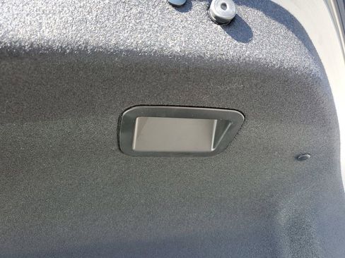 Used 2025 Genesis G70 2.5T w/ Sport Prestige Package image 7