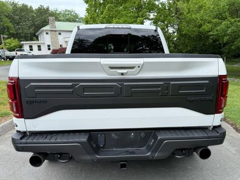 Used 2018 Ford F150 Raptor w/ Equipment Group 802A Luxury AWD/4WD image 8