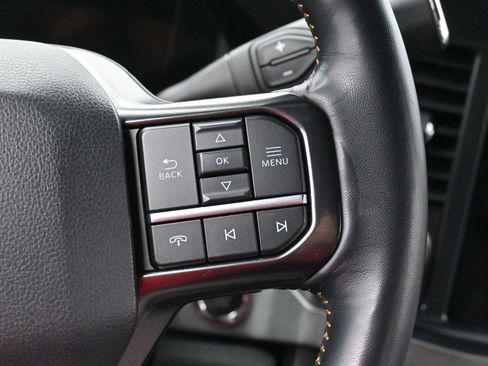 Used 2023 Ford F350 Platinum image 17