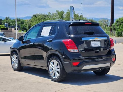 Used 2017 Chevrolet Trax Premier w/ Driver Confidence II Package FWD image 5
