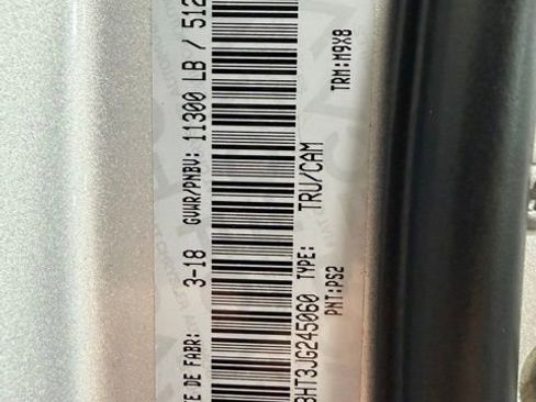Used 2018 RAM 3500 SLT AWD/4WD image 25