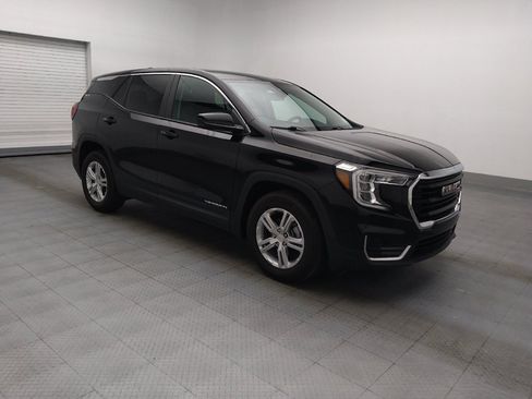 Used 2024 GMC Terrain SLE FWD image 11