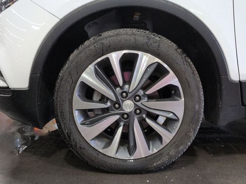 Used 2022 Buick Encore Preferred AWD/4WD image 16