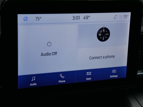 Certified 2024 Ford Explorer XLT w/ Equipment Group 202A image 10