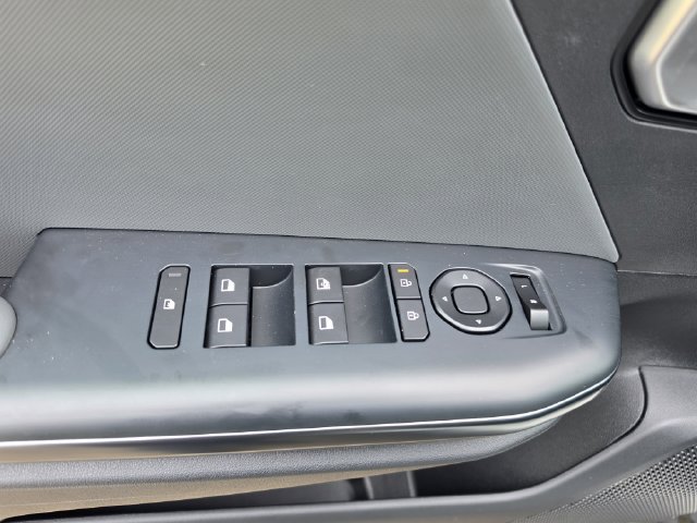Used 2026 Kia K4 FWD image 15