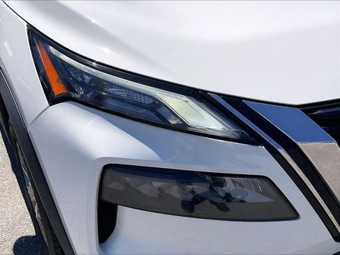 Used 2021 Nissan Rogue S AWD/4WD image 27