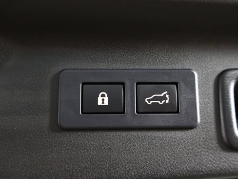 Used 2025 Subaru Forester Premium AWD/4WD image 20