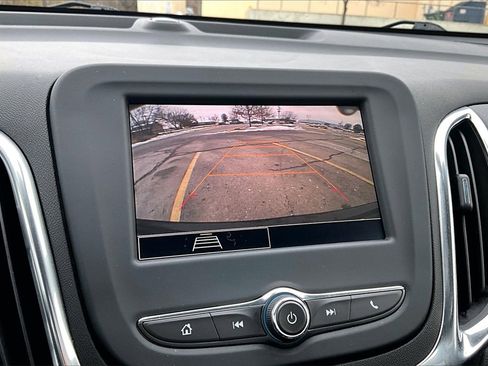 Used 2022 Chevrolet Equinox LT image 21