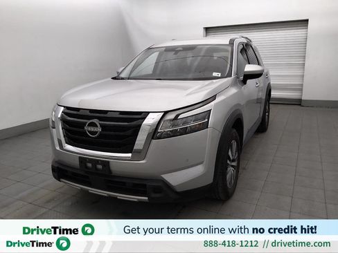 Used 2023 Nissan Pathfinder SL FWD image 1
