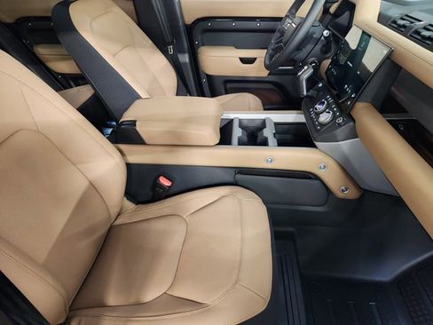 New 2026 Land Rover Defender 110 X AWD/4WD image 3