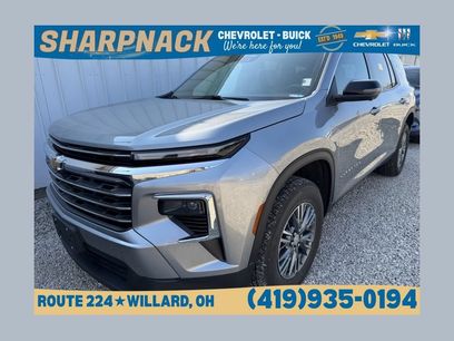 Used 2025 Chevrolet Traverse LT w/ Driver Confidence Package