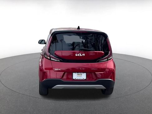 Used 2025 Kia Soul LX w/ LX Technology Package image 12