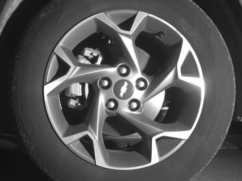Used 2025 Chevrolet Trax LT w/ LT Convenience Package FWD image 11