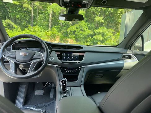 Used 2023 Cadillac XT5 Luxury AWD/4WD image 31