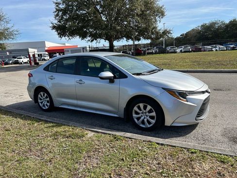 Certified 2025 Toyota Corolla LE image 7