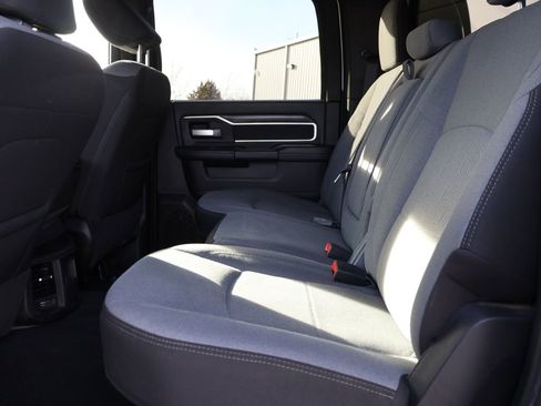 Used 2024 RAM 3500 Big Horn image 17