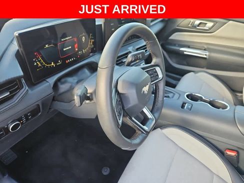 Certified 2025 Ford Mustang Coupe RWD image 9