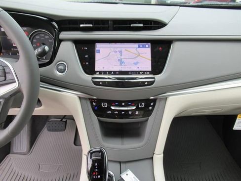 New 2025 Cadillac XT5 Premium Luxury w/ Technology Package image 20