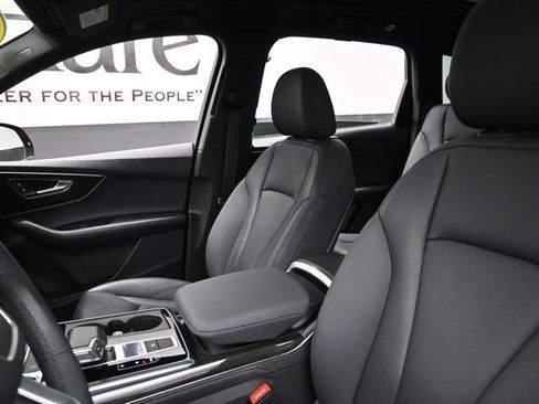 Used 2023 Audi Q7 2.0T Premium Plus w/ Premium Plus Package AWD/4WD image 17