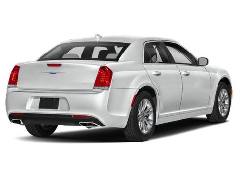Used 2023 Chrysler 300 S RWD image 2