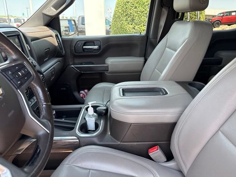 Used 2019 Chevrolet Silverado 1500 LTZ w/ LTZ Premium Package AWD/4WD image 23