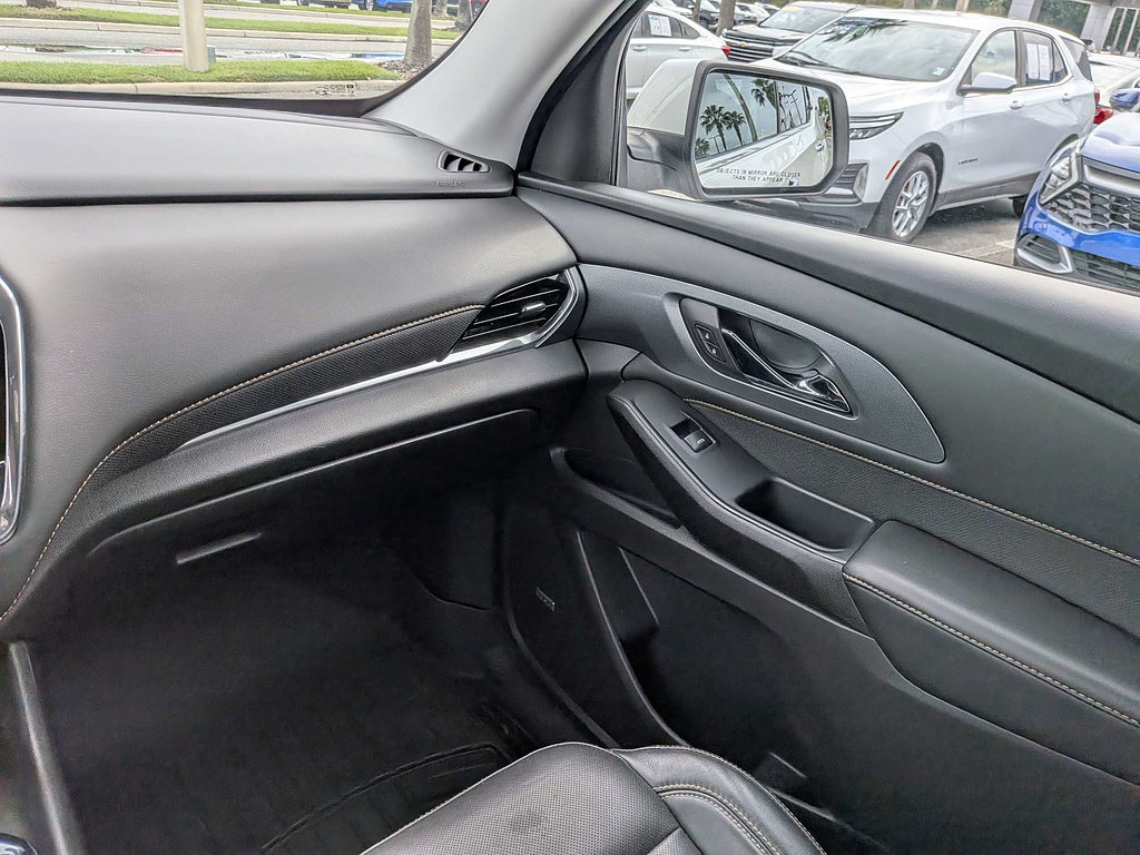 Certified 2021 Chevrolet Traverse Premier FWD image 16