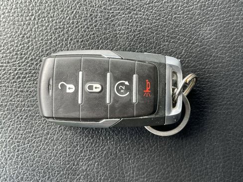 Used 2022 RAM 1500 Big Horn AWD/4WD image 40