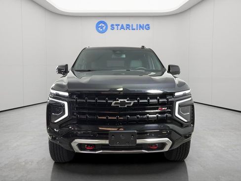Certified 2025 Chevrolet Suburban Z71 AWD/4WD image 15