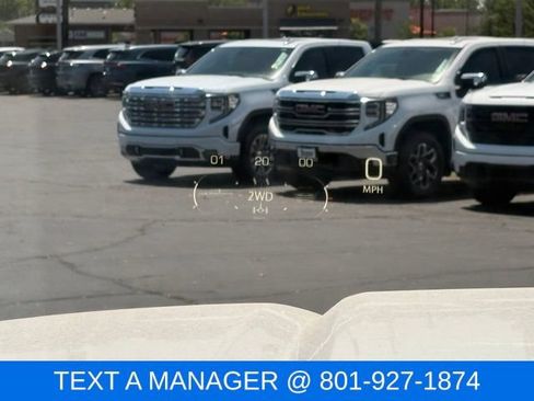 Used 2024 GMC Sierra 3500 Denali Ultimate AWD/4WD image 27