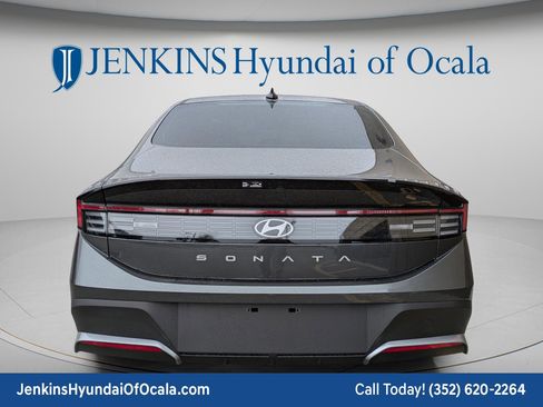 New 2026 Hyundai Sonata SE FWD image 5
