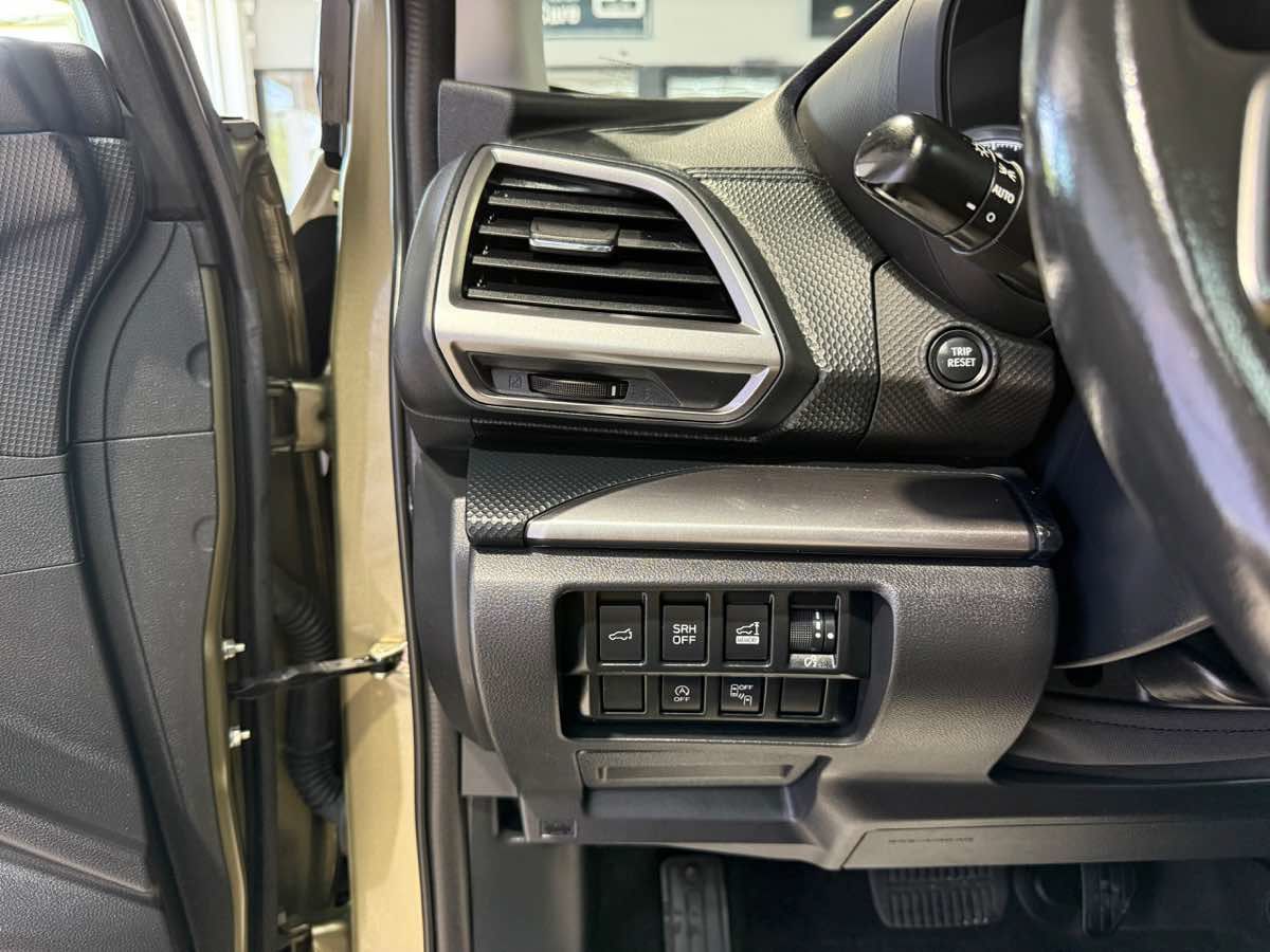 Used 2022 Subaru Forester Premium AWD/4WD image 21