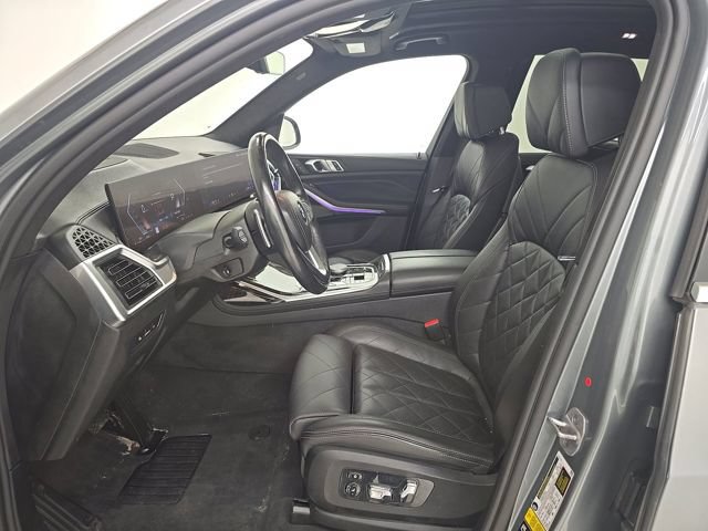 Used 2024 BMW X7 xDrive40i w/ Premium Package AWD/4WD image 6