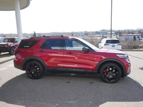 Certified 2023 Ford Explorer ST w/ Equipment Group 401A AWD/4WD image 4