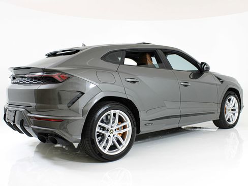 Used 2025 Lamborghini Urus SE AWD/4WD image 8